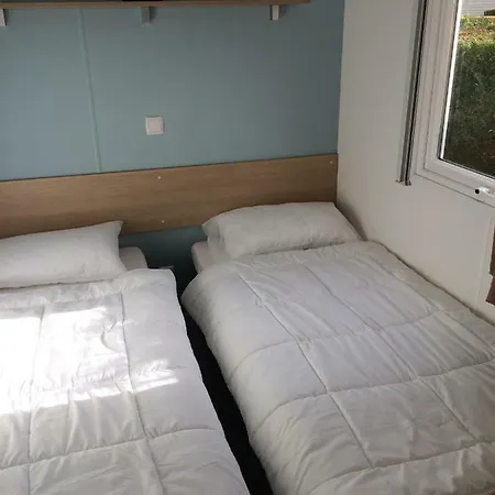 Mobilhome Les Charmettes 473 Campsite *